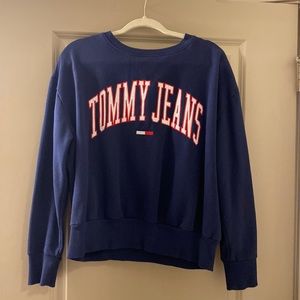 Navy blue Tommy Jeans sweatshirt, size medium
